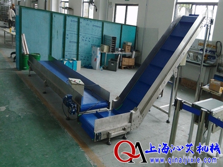 塑料網(wǎng)帶爬坡機