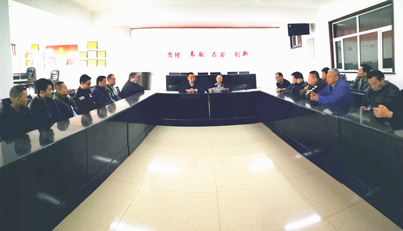 北園春市場加強(qiáng)“掃黑除惡”和食品安全專項(xiàng)整治工作 投稿人：陸峰_副本.jpg